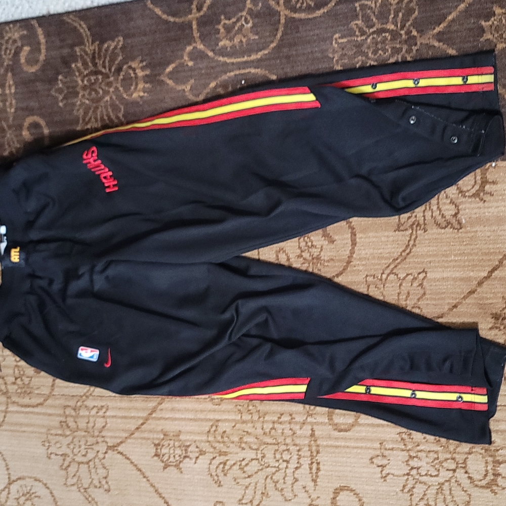 Men Nike Atlanta Hawk Track Suit, Hard to find - Picture 3 of 4